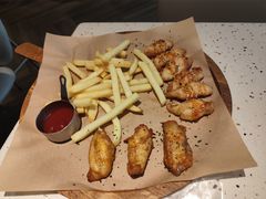 -必胜客(WOW中心城店)