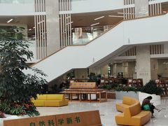 -厦门市图书馆(集美新城馆区)