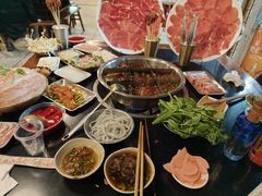-邓莽子老火锅(中兴路总店)