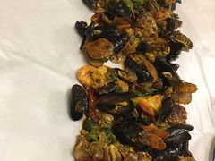 -张记老街里海鲜美食城(劈柴院店)