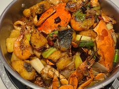 -七欣天香辣蟹火锅(闵行浦江欢乐颂店)