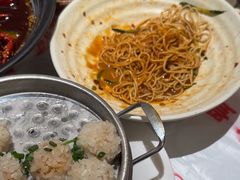 -肥肥虾庄·金牌油焖大虾(汉口城市广场店)