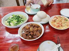 -芦茨金富饭庄·25年老字号·专做稻草鸡
