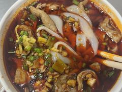 -中山牛肉肥肠粉面馆(军工社区店)