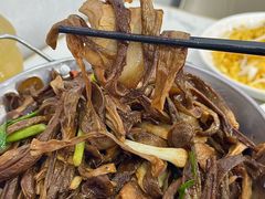 -丹水桥地锅鱼·翘嘴鲌·地方特色全鱼宴(丹江口大坝店)