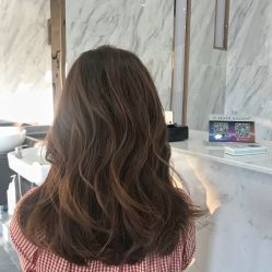 -V HAIR SALON造型