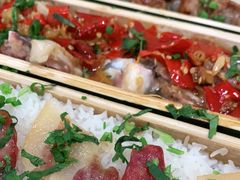 -胡须哥网红竹筒菜