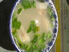 鲜虾馄炖-松针蔡记蒸饺(花园路店)