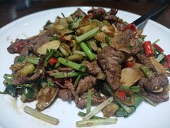 小炒黄牛肉-宁家大院