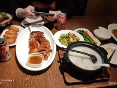 -星巴克臻选(济南万达店)