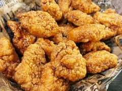 -BHC炸鸡(明洞总店)