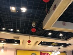 大堂-火辣辣美蛙鱼头自助火锅(仁和路店)