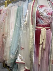 -一揽芳华汉服旗袍体验馆(拙政园店)