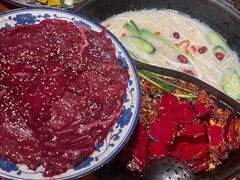 -周小明火锅(黑金冠社区店)