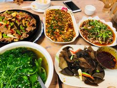 -洪霞餐馆