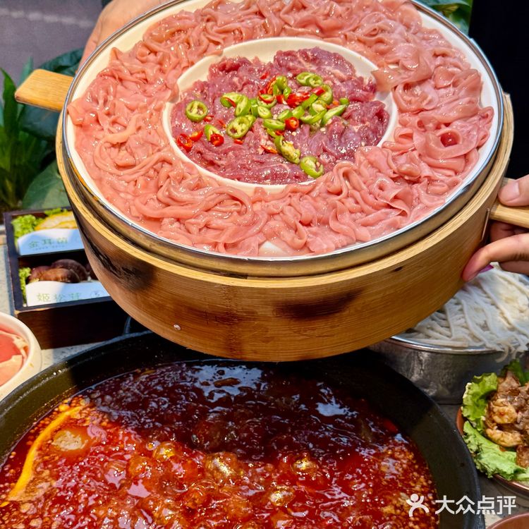 秋天第1️⃣顿火锅,我选笨小孩‼️