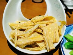 葱油山水腐竹-八道本地特色菜馆(大鹏古城店)