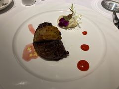 菲力牛排配香煎鹅肝-王品牛排(杭州大厦店)