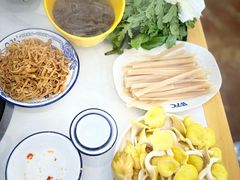 -朴小妹人参鸡汤火锅(长白山万达店)