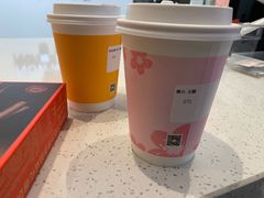 澳白-NOWWA挪瓦咖啡(SOHO中山广场店)