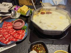 厚切安格斯雪花牛肉-新草堂锅物料理(泉城路店)