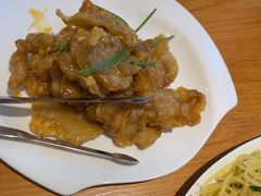 -海派美食·家宴海鲜青岛菜·石锅鲽鱼头(东方城店)