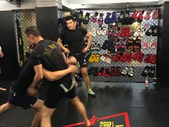 -威天下格斗柔术健身馆(红旗渠路店)