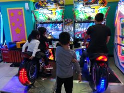 -LuckyStar幸运星家庭娱乐中心(东莞国贸店)