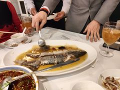 招牌中式清蒸鲥鱼-苏浙汇(古北店)