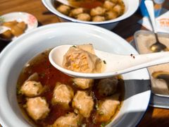 招牌蟹籽馄饨-捏捏碗手捏馄饨铺