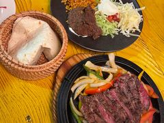 -Pistolera Mexican Cantina女枪手墨西哥餐厅(碧云路店)