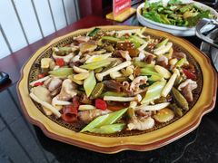 -老来福·非遗酸汤兔(凯旋路店)