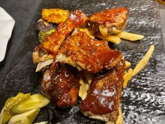 秘制猪肋排配薯条-Supine Bistro溯泮餐厅