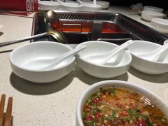-海底捞火锅鲜切牛肉主题店(长寿路店)