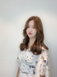 -BULB STUDIO 巴柏明星发型工作室