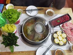 -田村·酸汤鲜牦牛肉火锅(布达拉宫广场店)