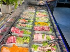 -牛里牛气· 榴莲海鲜鲜牛肉自助火锅·烤肉(横岗店)