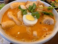 海鲜叻沙米粉-绿柠食堂(北外滩店)