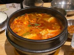 海鲜豆腐汤-姜虎东白丁烤肉(虹桥天地店)