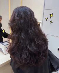 -十六番发型师事务所