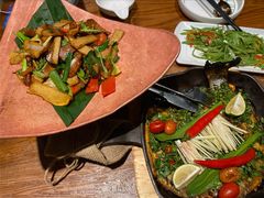 香茅草烤罗非鱼-云海肴·汽锅鸡·云南菜(美罗城店)