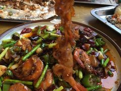 -六福烧烤酒馆(秦隆步行街店)