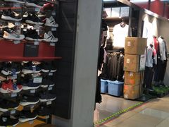 -信誉楼百货(泊头店)