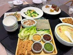 -闫府私房菜·百年鲁菜(恒隆店)