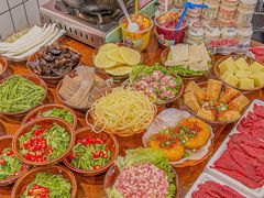 -黔有有贵州酸汤夺夺粉火锅(五味十字店)