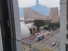 -香港大学
