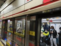 -常熟路(地铁站)