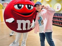 -m豆巧克力世界(上海世茂广场店)