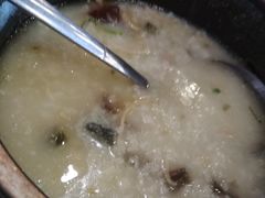 皮蛋瘦肉粥中-隆喜元鱼汤包·海鲜(中联广场店)