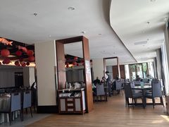 -静之湖湖畔餐厅